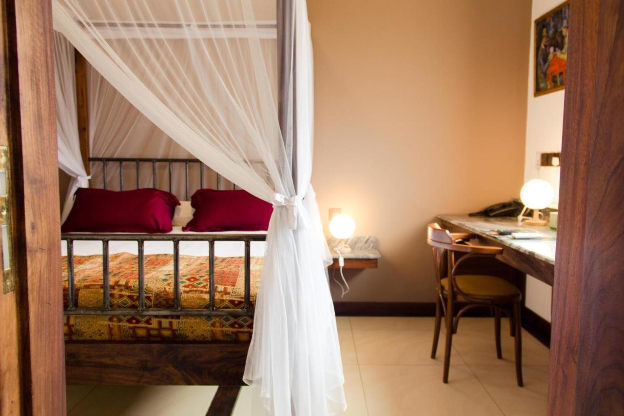 Hotel Bougainviller Кампала Екстер'єр фото