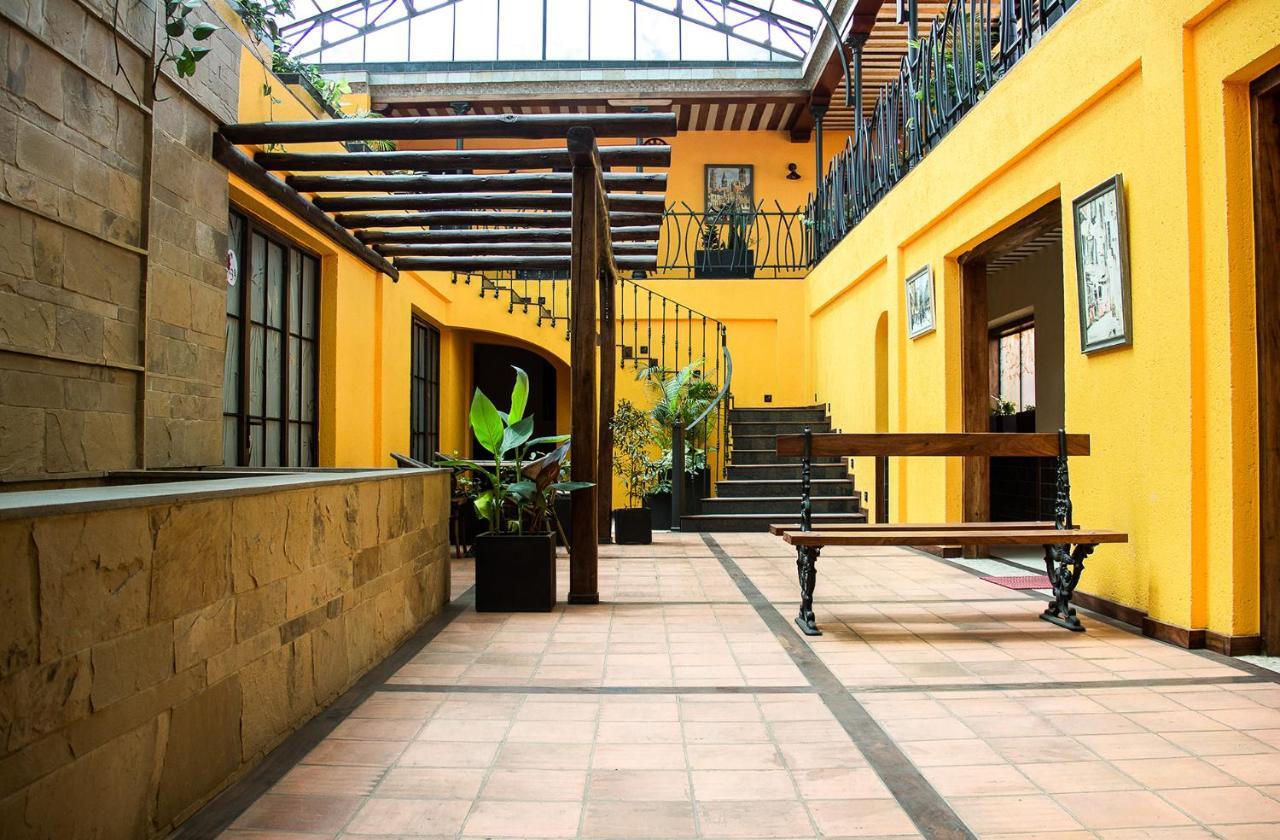 Hotel Bougainviller Кампала Екстер'єр фото
