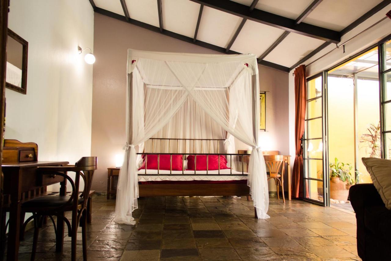 Hotel Bougainviller Кампала Екстер'єр фото